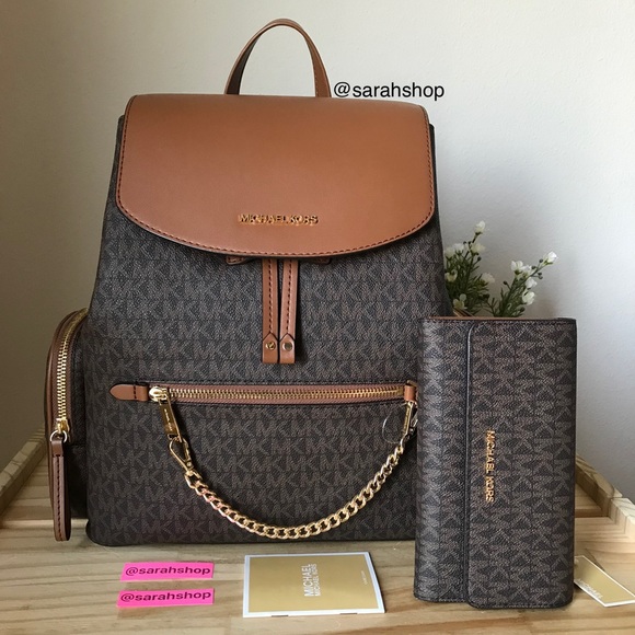 🌼Michael Kors backpack set - Picture 1 of 16
